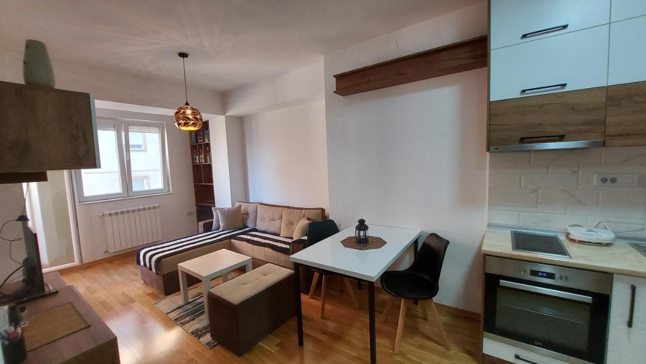 New Home In Skopje Extérieur photo