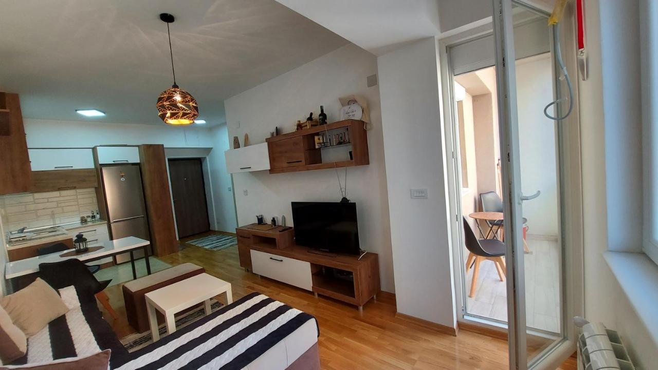 New Home In Skopje Extérieur photo