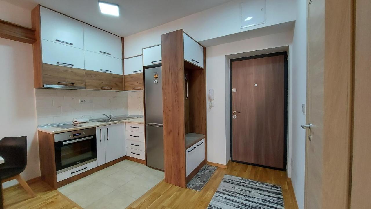 New Home In Skopje Extérieur photo